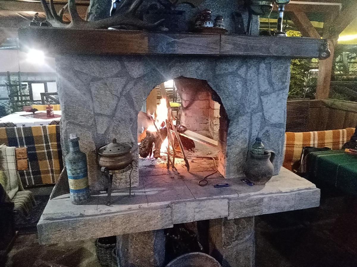 里巴里卡 Кръчмъ При Байката酒店 外观 照片