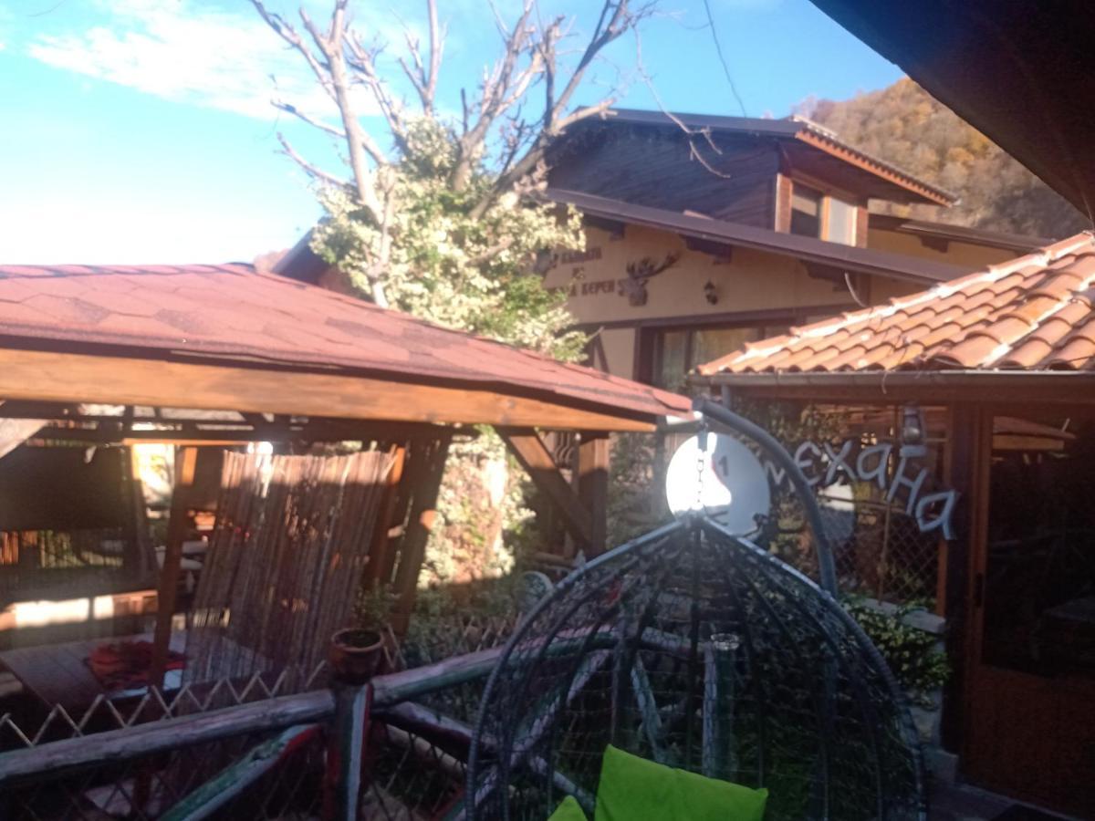 里巴里卡 Кръчмъ При Байката酒店 外观 照片